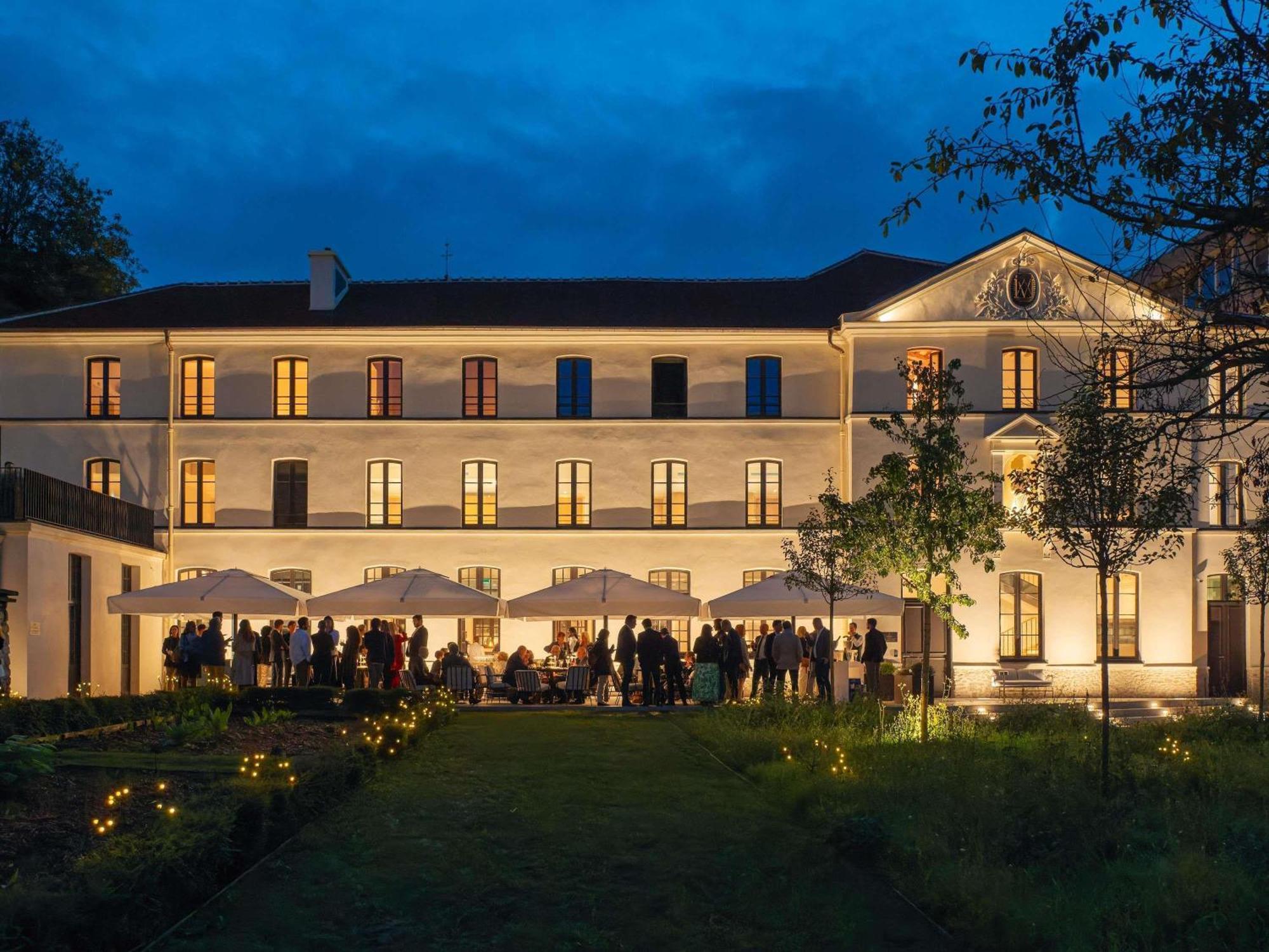 Domaine De La Reine Margot Paris-Issy - Mgallery Collection Issy-les-Moulineaux Exteriör bild
